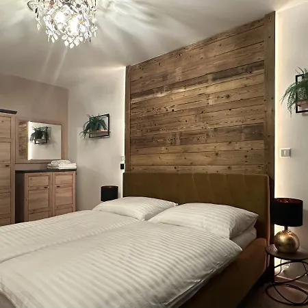 Hornak - Apartman Pro 4-6 Osob, Dve Parkovaci Mista Cerny Dul Exterior photo
