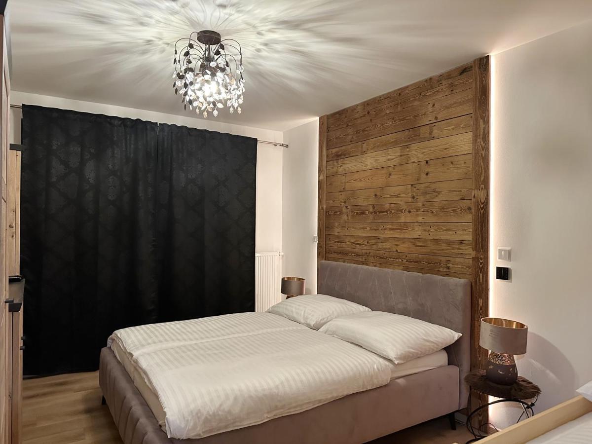 Hornak - Apartman Pro 4-6 Osob, Dve Parkovaci Mista * Cerny Dul